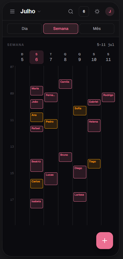 Agenda da semana no Bookly, os sete dias lado a lado